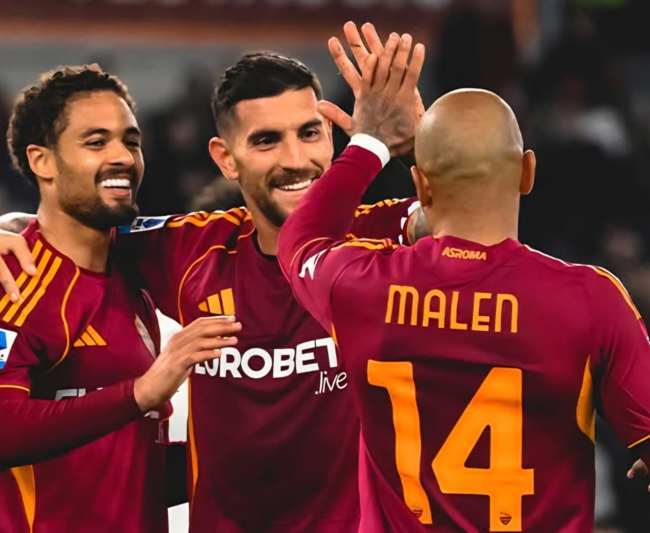 Roma – Pisa 3-0, la tripletta di Malen alimenta le speranze Champions