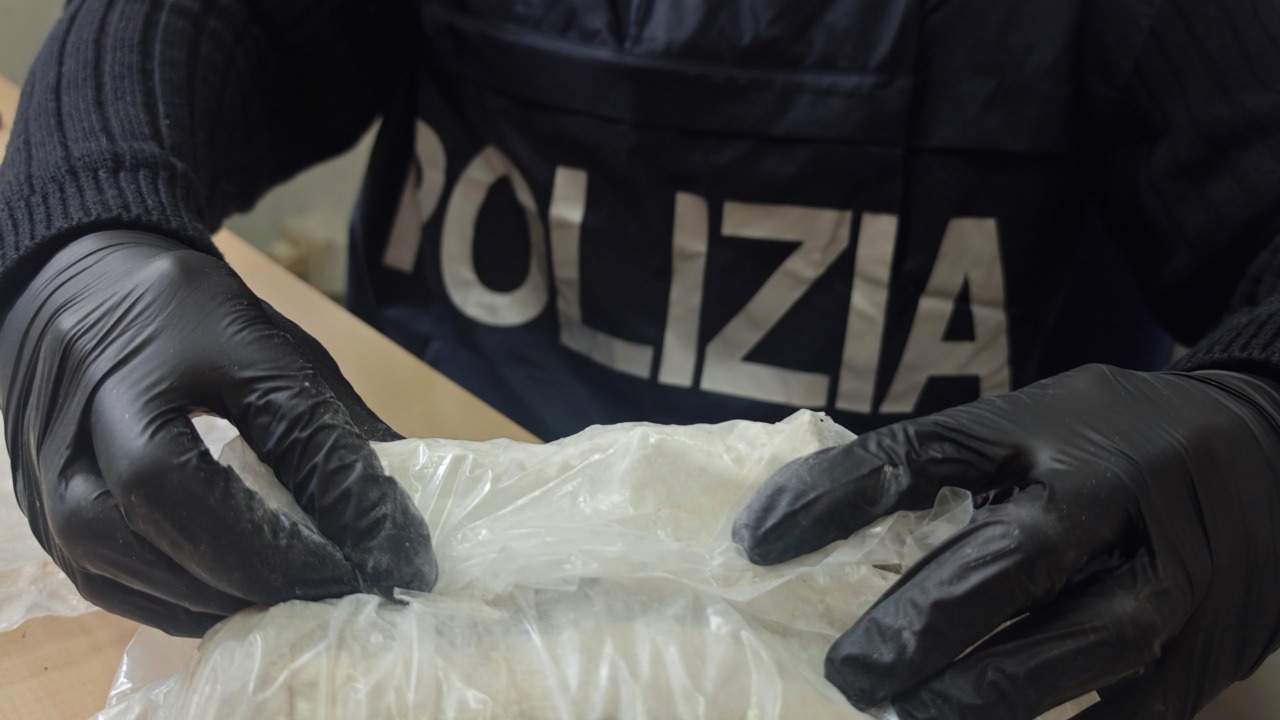 Caveau della droga al Quarticciolo, arrestato un 52enne romano