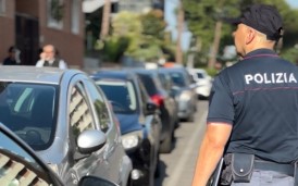 Furti in scuole, supermercati, auto in sosta, 10 arresti