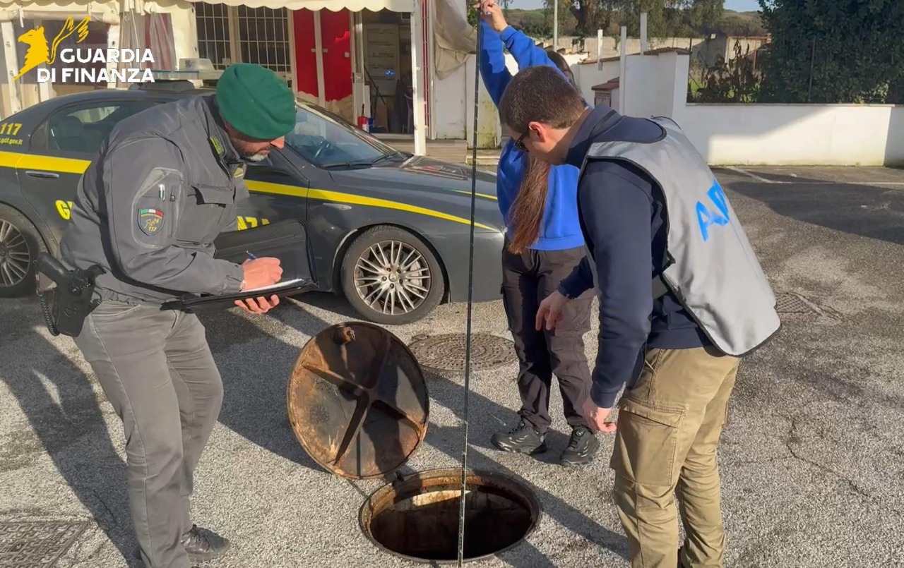 Sequestro record di carburante: sigilli a 10.000 litri di gasolio “fuori legge”