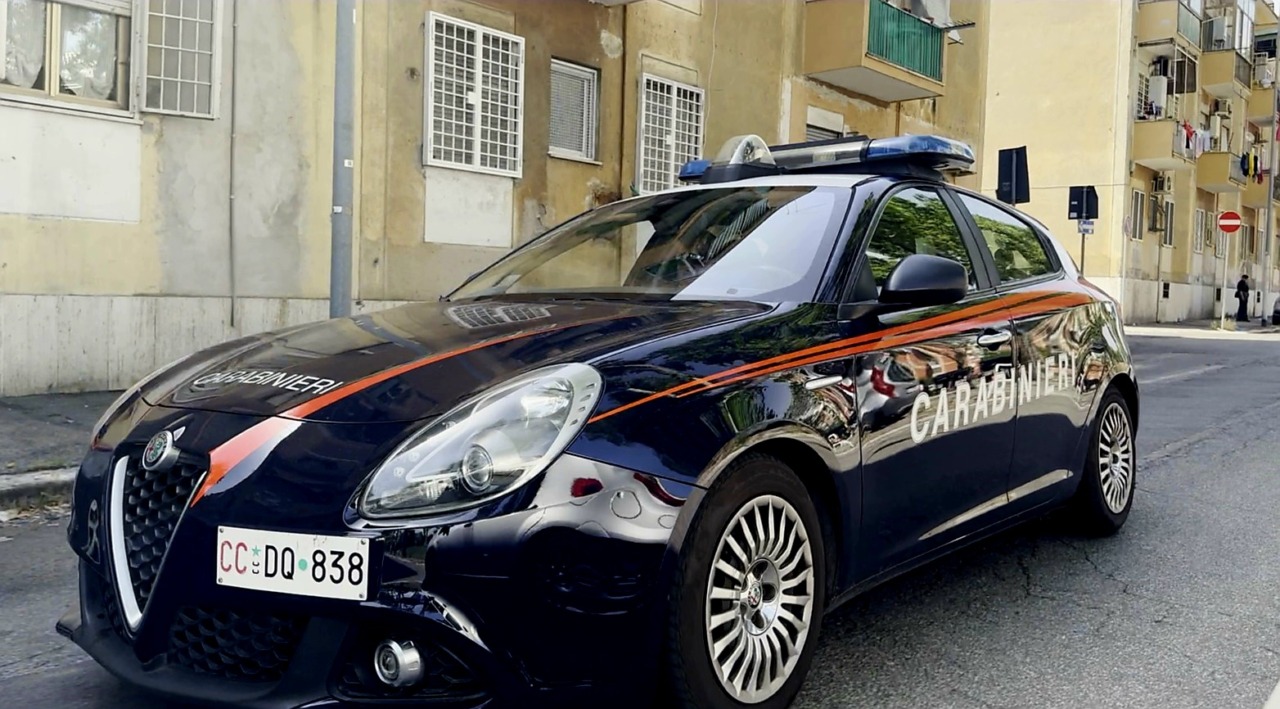 Controlli a tappeto: spacciatori in auto a noleggio e violenza domestica