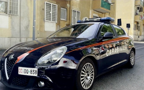 Controlli a tappeto: spacciatori in auto a noleggio e violenza domestica