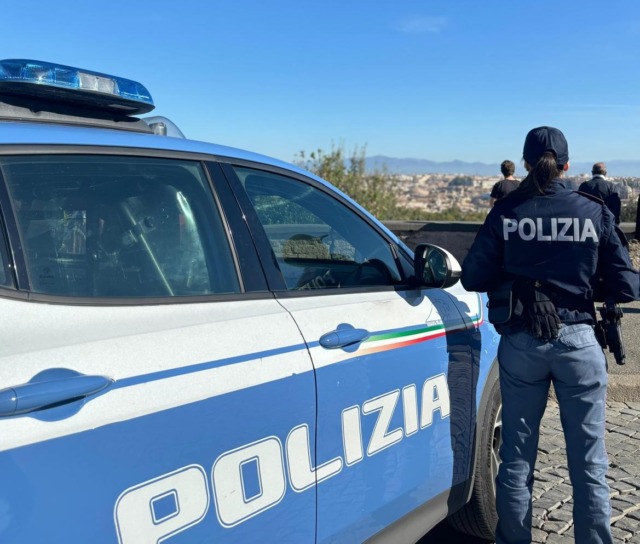 Predatore di auto, scoperto da una coppia di agenti fuori dal servizio