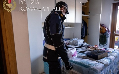 Sfruttamento della prostituzione, arrestate tre persone dalla Polizia Locale