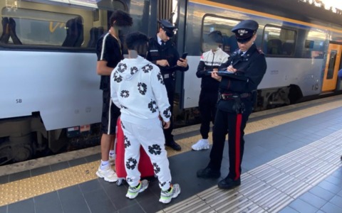 Lotta ai furti in centro e in zona Termini, tre arresti e tre denunce