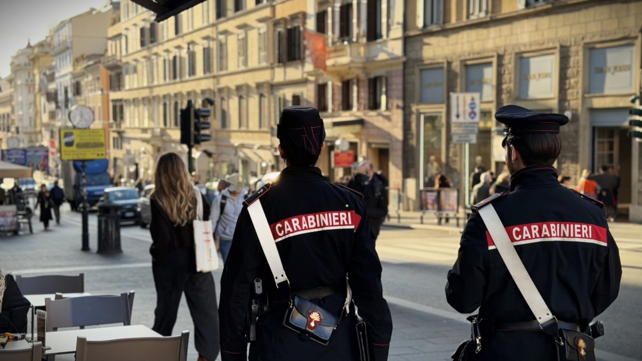 Controlli nel cuore della Capitale: 5 arresti e 3 denunce tra metro e monumenti