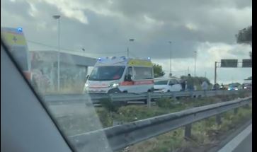 Pontina, tamponamento tra tre mezzi: lunghe code verso Roma