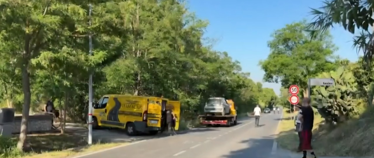 Ragazzina di 14 anni investita e uccisa da un’auto. LE IMMAGINI