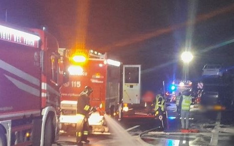 Si ferma per soccorrere un automobilista, investito e ucciso sul GRA. La vittima e’ Giosuè Antony