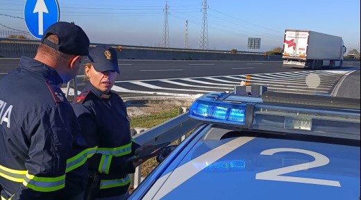 Guida ubriaco con mandato di arresto europeo, arrestato