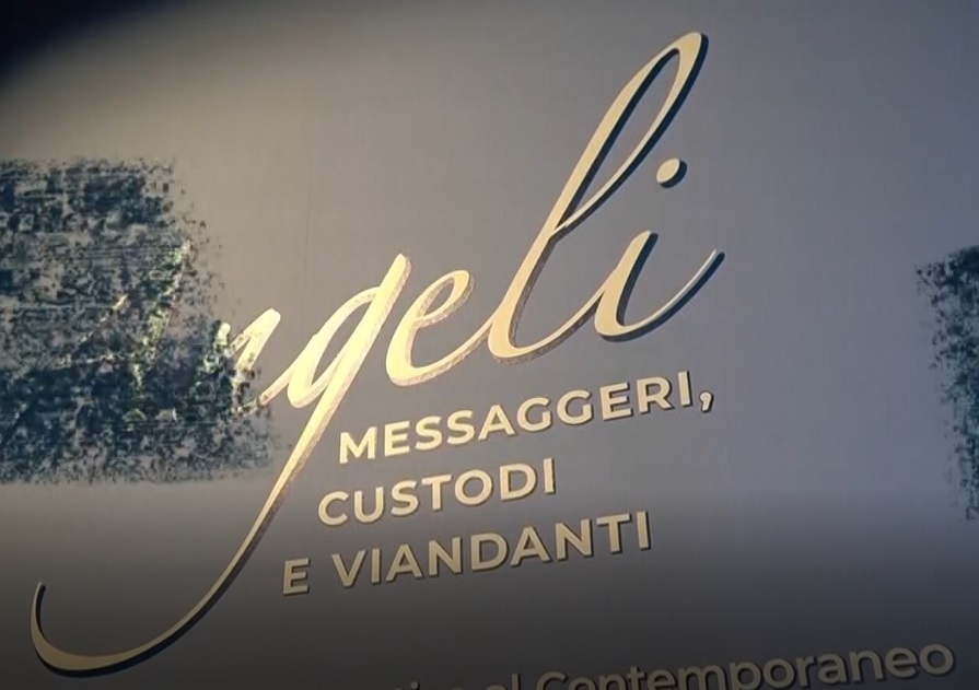 Musei Capitolini, fino al 1° novembre la mostra “ANGELI” in memoria di Papa Francesco