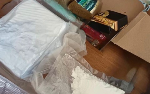 Scoperto “covo dello spaccio” in un appartamento, arrestato un 32enne