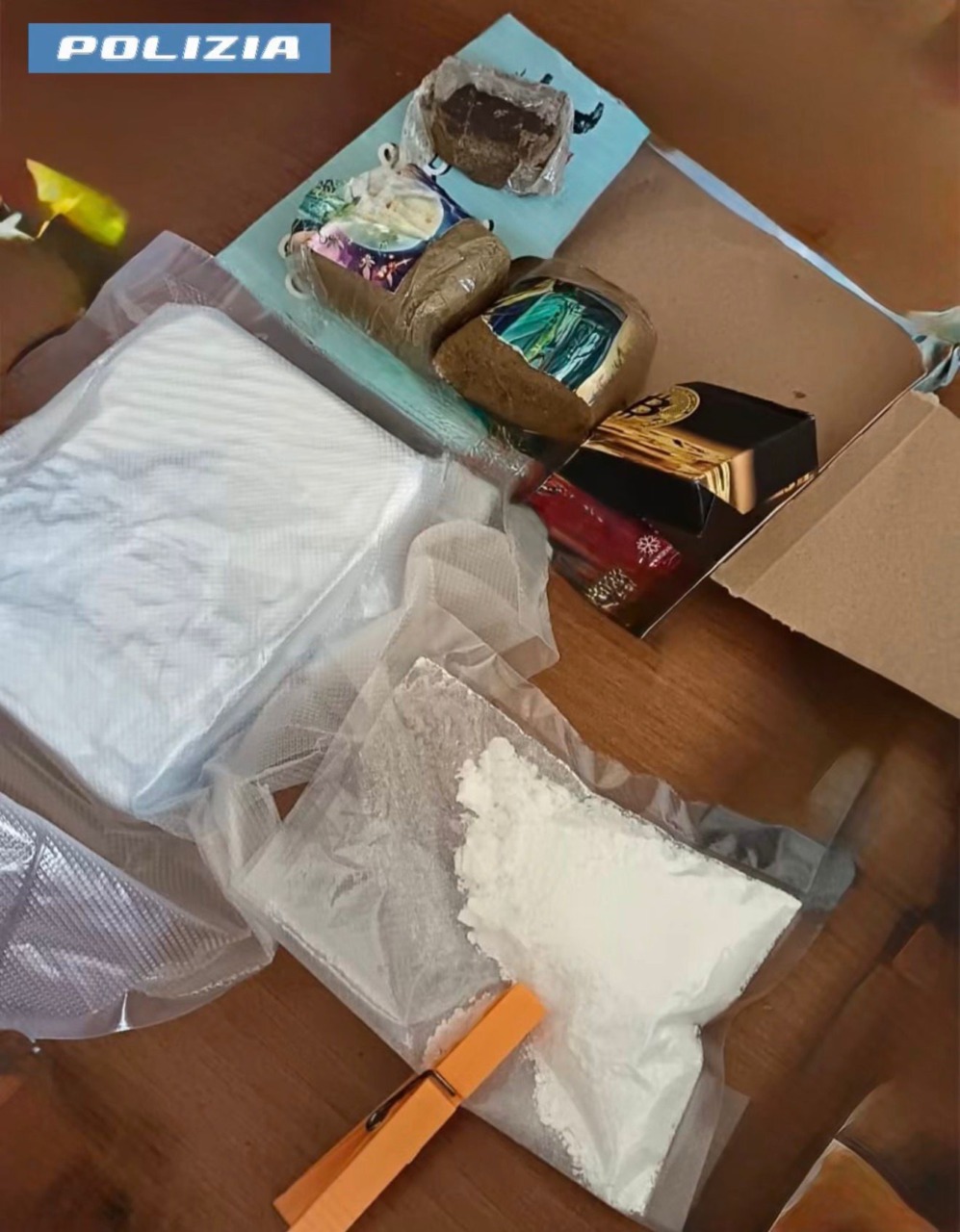 Scoperto “covo dello spaccio” in un appartamento, arrestato un 32enne