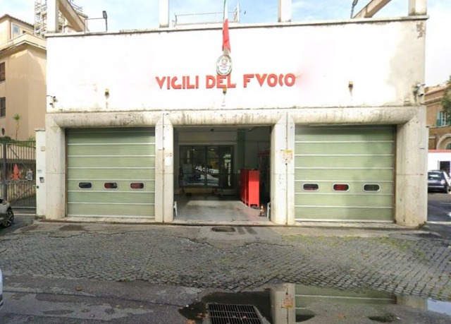 Caserma dei Vigili del Fuoco inagibile, la denuncia dei sindacati