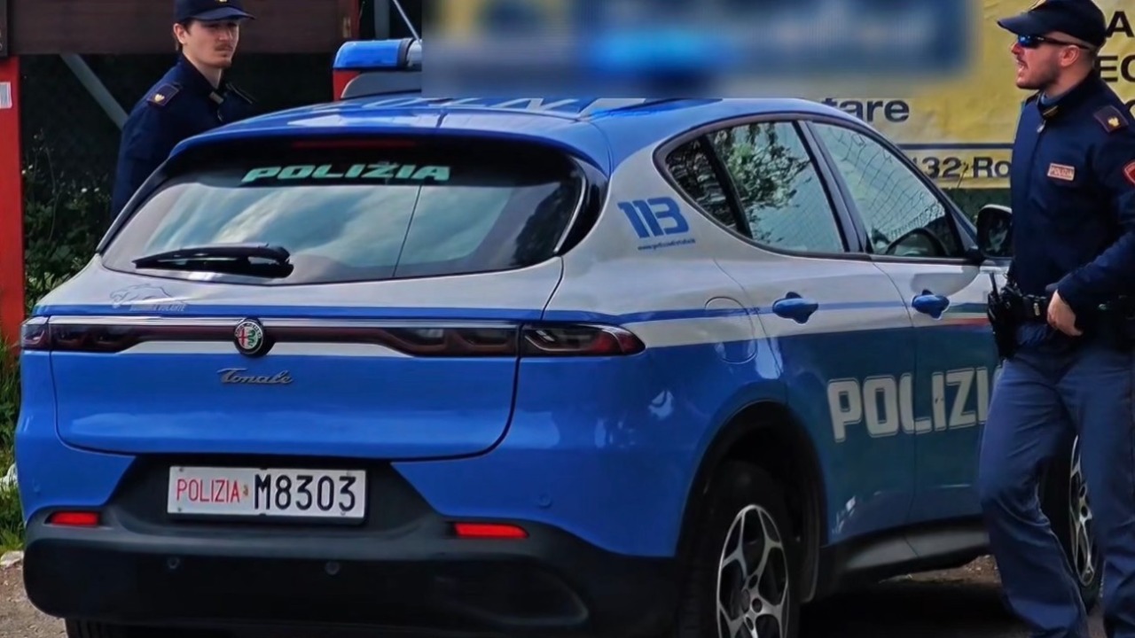 Dallo spaccio “a catena” ai furti su auto in sosta, 6 arresti della Polizia di Stato