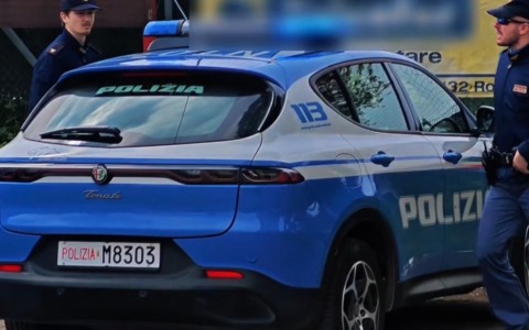 Dallo spaccio “a catena” ai furti su auto in sosta, 6 arresti della Polizia di Stato