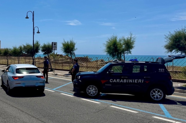 Controlli del 2 giugno, quattro denunce per furto