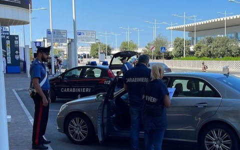 Giro di vite contro l’abusivismo, 10 sanzionati dai Carabinieri