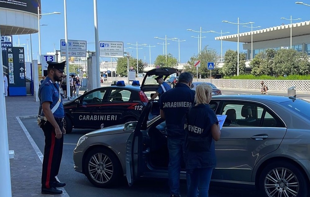 Giro di vite contro l’abusivismo, 10 sanzionati dai Carabinieri