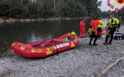 Giovane di 15 anni muore annegato nelle acque del fiume Velino