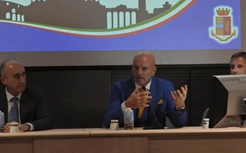 La città pronta per il concerto di Ultimo, attesi 250 mila fan