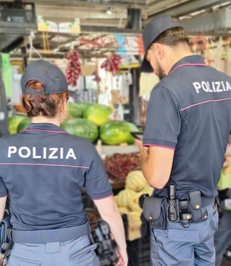 Controlli al mercato di Monte Mario, sequestrati 110 chili di alimenti