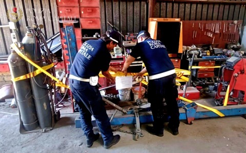 Maxi blitz della Polizia Locale: sequestrata cittadella dell’illegalità di tremila metri quadri