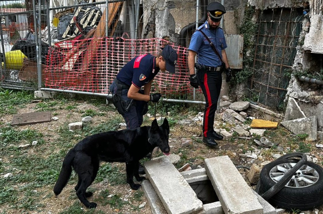Maxi blitz antidroga, 11 arresti, cocaina, crack e pistola sequestrate