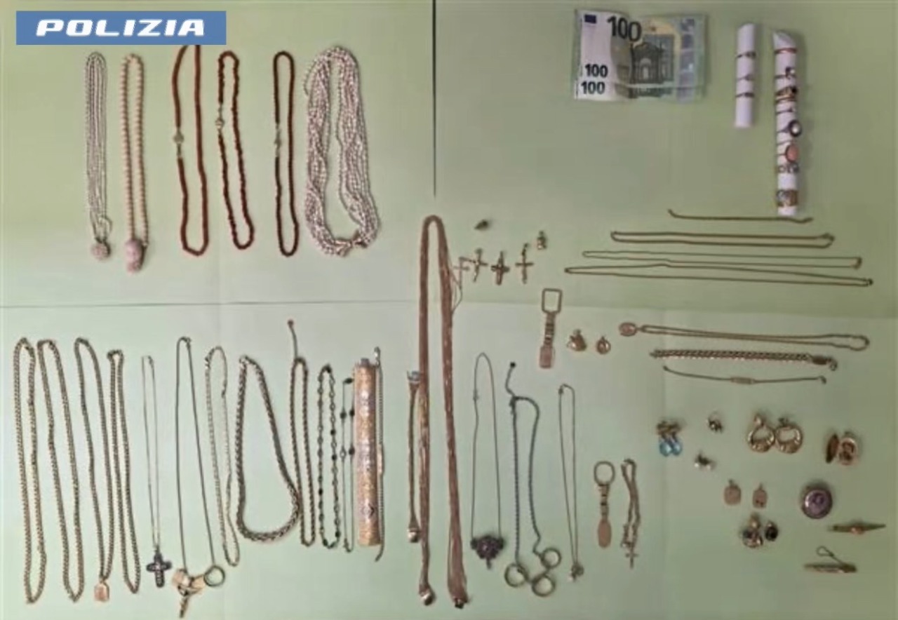 Truffa nel bellunese, tre arresti nella capitale. Recuperati gioielli per 700 grammi d’oro