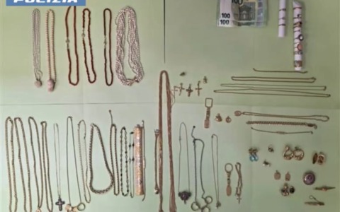 Truffa nel bellunese, tre arresti nella capitale. Recuperati gioielli per 700 grammi d’oro