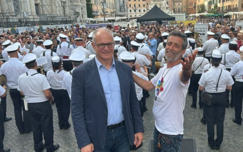 Con la parata da Piazza Mastai a Piazza Navona è iniziata “Roma in Musica”