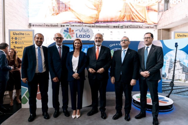Turismo, inaugurato alla Stazione Termini il nuovo infopoint multimediale della Regione Lazio. L’INTERVISTA