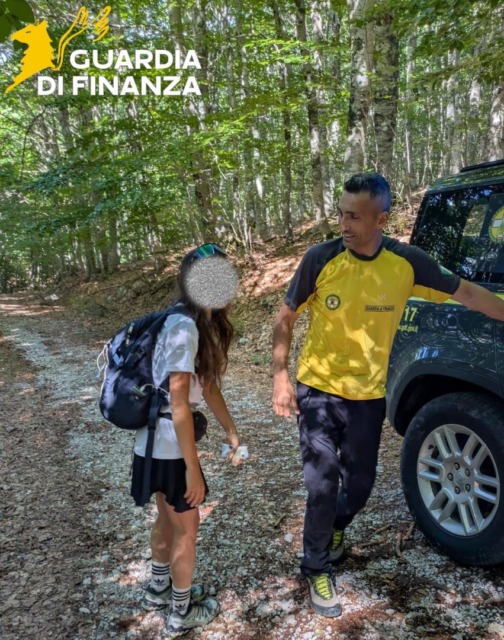 Perde l’orientamento mentre scende dal Monte Nuria, donna salvata dal Soccorso Alpino della Guardia di Finanza
