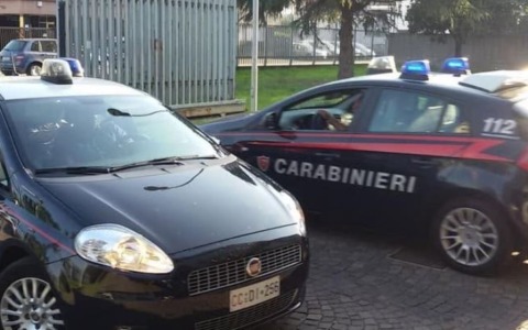 Bambino di 5 anni accusa un malore e muore in piscina