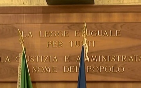 Omicidio Diabolik, i giudici: “Le prove contro Calderon poche e controverse”
