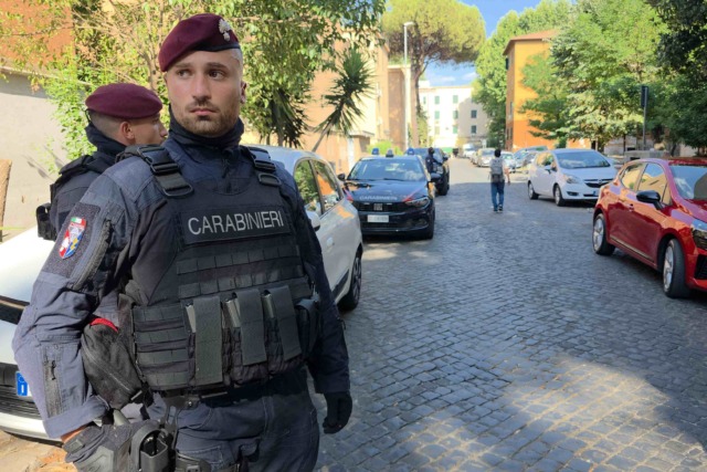 Maxi operazione dei carabinieri al Quarticciolo, 20 arresti / VIDEO