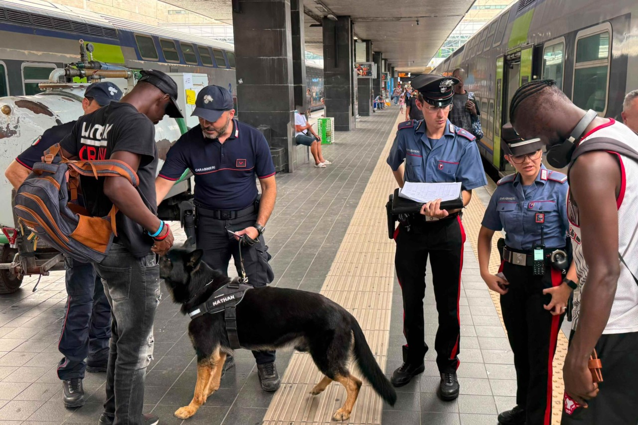 Maxi controlli a Termini, 8 arresti