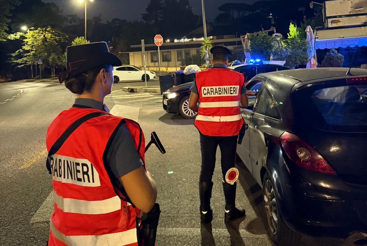 Movida osservata speziale ai Castelli Romani cinque denunce e droga sequestrata