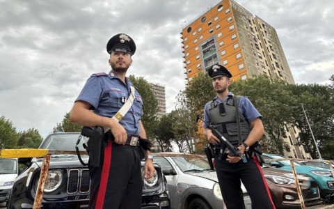 Furti con la tecnica del buco, arrestate 6 persone