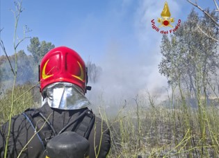 Nuovo incendio a Monte Ciocci, paura per i residenti