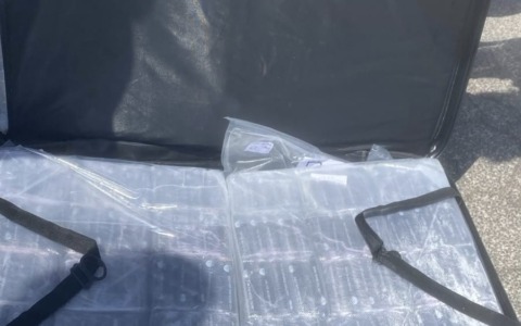 Affitta alloggio turistico nella capitale come base logistica della droga, arrestato della Polizia