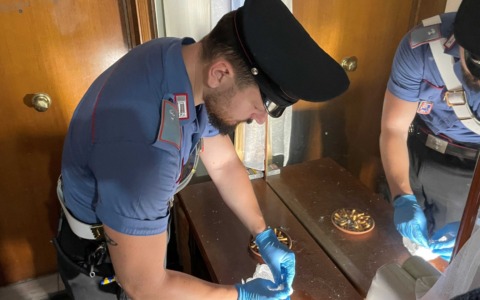 Dalla movida alle periferie, i controlli antidroga dei Carabinieri