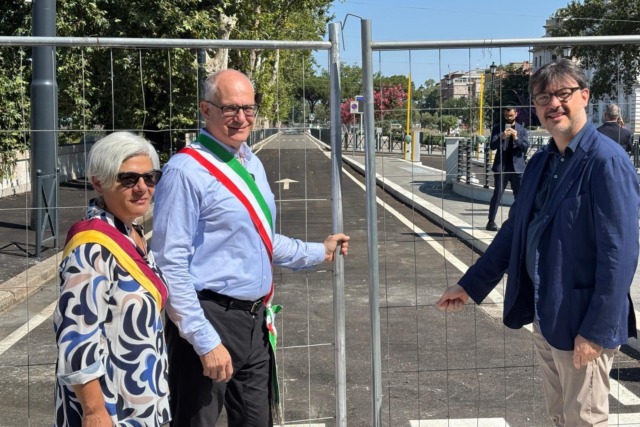 Lungotevere Arnaldo da Brescia, inaugurato il nuovo parcheggio