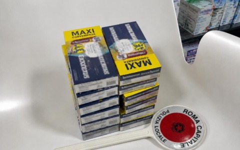 Ruba creme per dentiere in farmacia, georgiano sarà espulso