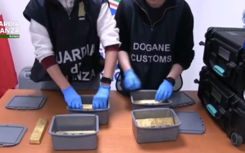 Sequestrato oro da investimento per oltre 2 milioni di euro