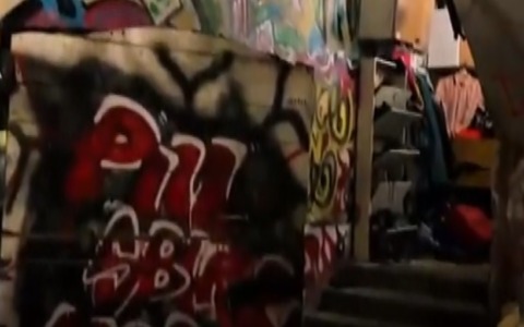Sgombero del centro sociale Bencivenga, scritte contro il presidente del Municipio