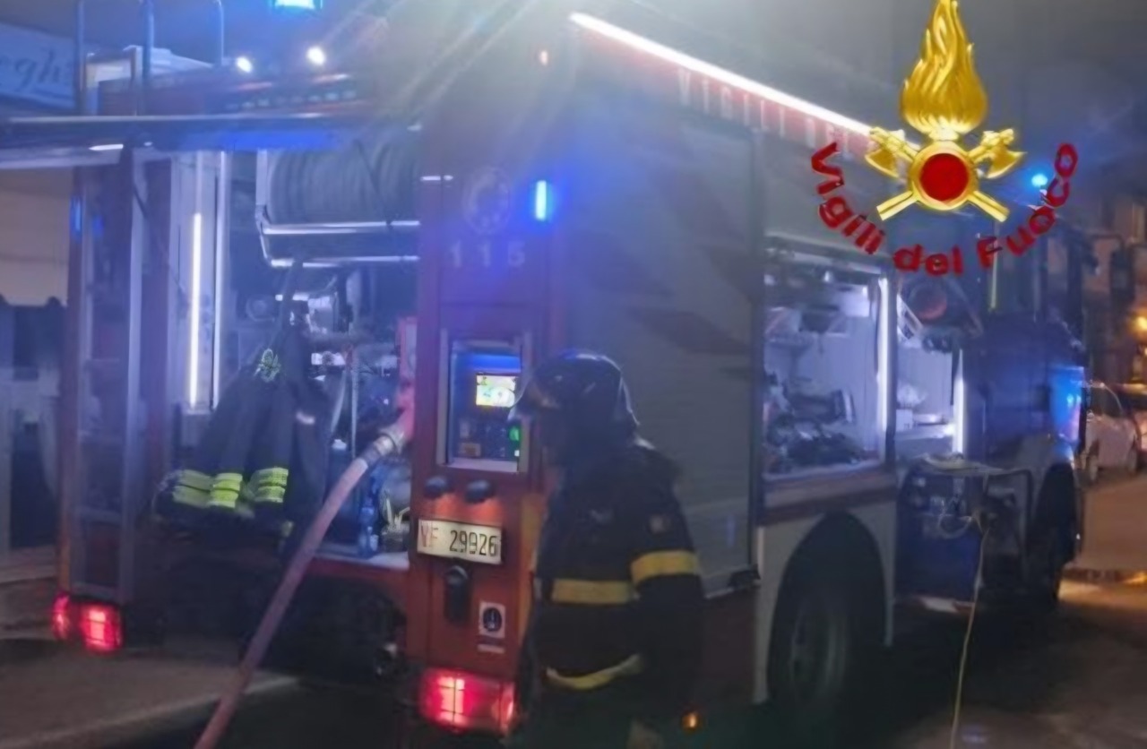 Ristorante in fiamme all’Eur, paura ma nessun ferito