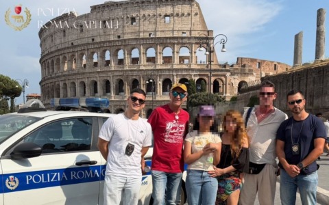 12enne si perde tra la folla: ritrovata in poco tempo dalla Polizia Locale ai Fori Imperiali