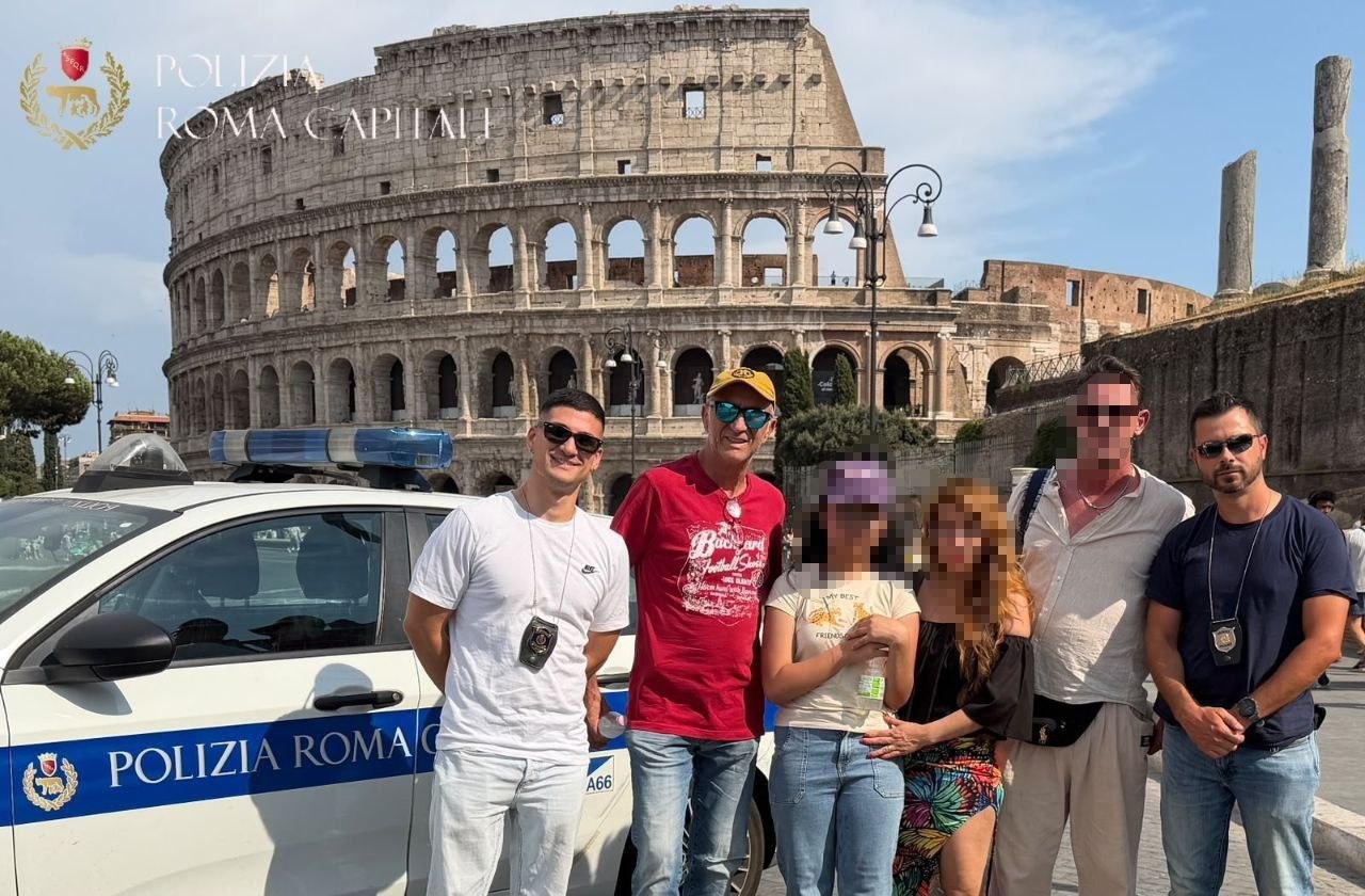 12enne si perde tra la folla: ritrovata in poco tempo dalla Polizia Locale ai Fori Imperiali