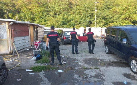 Violenta rapina su un autobus Atac, vittima un bengalese